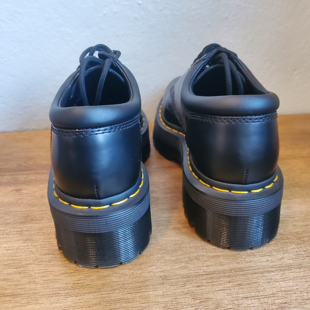 Like New!!!Dr Martens Quad Platform Casual/Work Mens Size 8 Ladies 9 - Picture 4 of 11